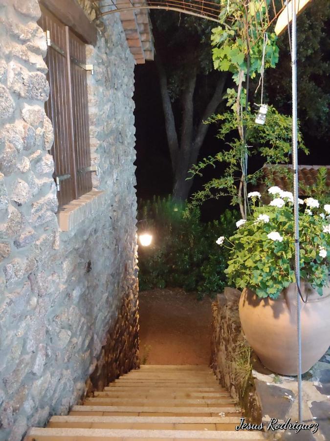 La Simona Casa Rural Perales del Puerto Esterno foto